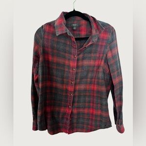 ROOTS | Womans Red and black Plaid Shirt